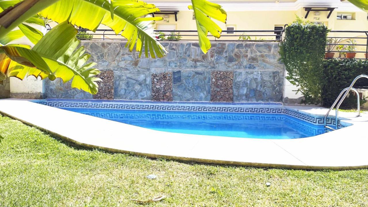 トレ・デ・ベナガルボンNuevo Con Piscina Y Parking En La Playaアパートメント エクステリア 写真